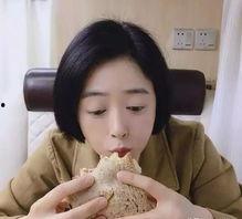 爱豆吃瓜娱乐酱蒋欣,从爱豆到吃瓜娱乐酱，她的华丽蜕变之路