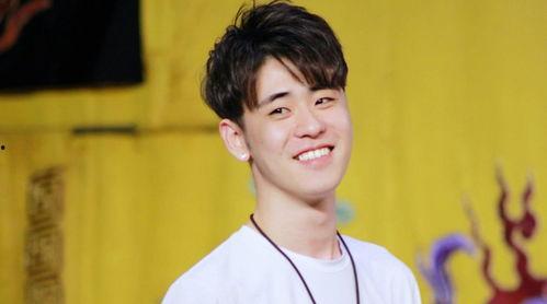 郭京飞陈伟霆吃瓜娱乐,娱乐界新组合引热议